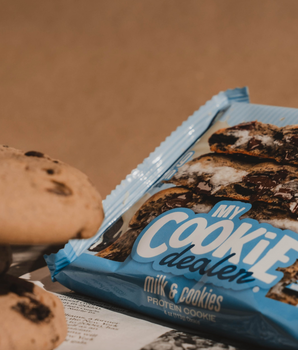 Milk & Cookies Protein Cookie